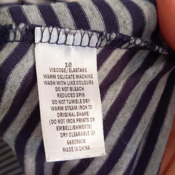 Striped sleeveless high neck swing dress Small - Picture 3 of 6